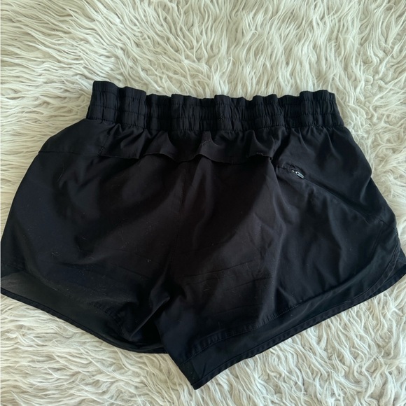 athleta shorts - Picture 3 of 4